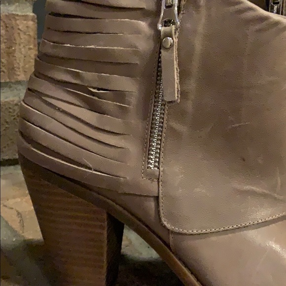 Ladies booties size 10 - Picture 2 of 5